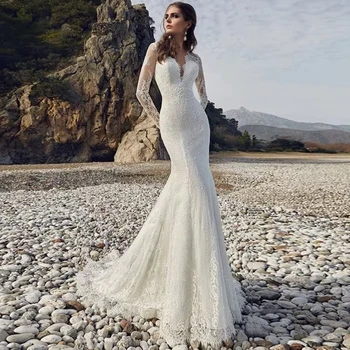 Плажна сватбена рокля с дълбоко V-образно деколте и Иллюзионными дълги ръкави, Дантелени апликации, Сексуална Шаферски рокли стил Русалка в стил бохо 2023